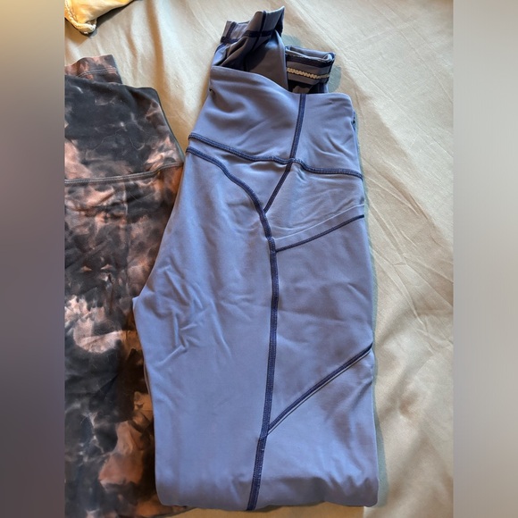 4 pairs Lululemon align and running tights.  size 8 very good used condition. - Picture 2 of 6